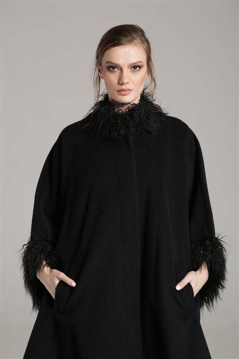 SPENCER CAPE COAT IN CASHMERE CLOTH 